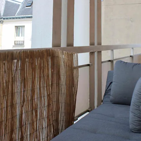 Pretty 2 Of 46 M2 In The 11th Apartment